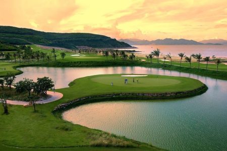 VIETNAM GOLF AND HISTORY TOUR