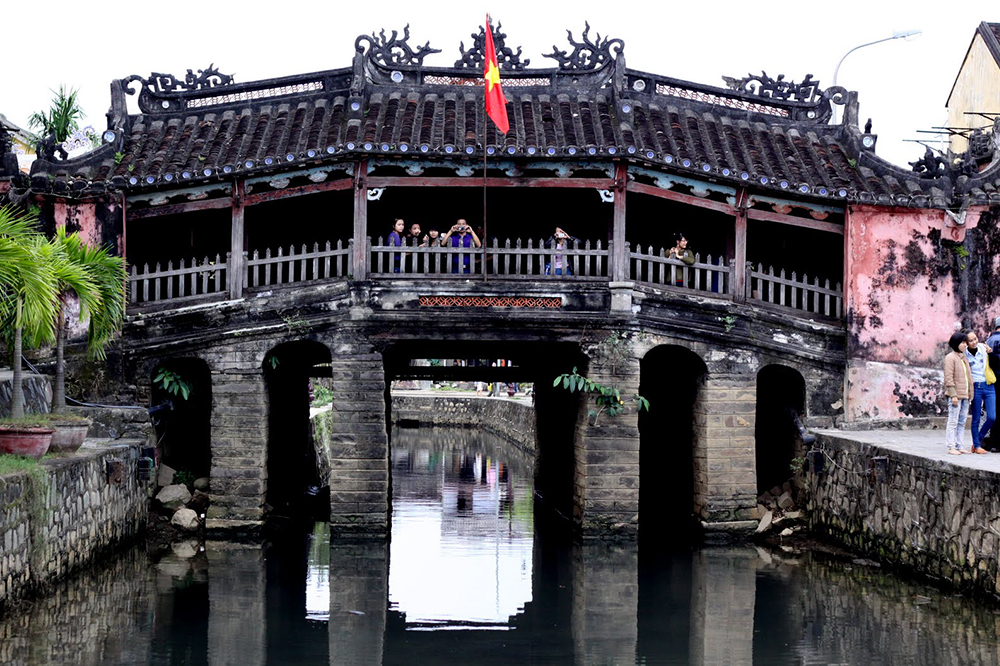 LINH ỨNG PAGODA – MARBLE MOUNTAIN – HOI AN ANCIENT TOWN