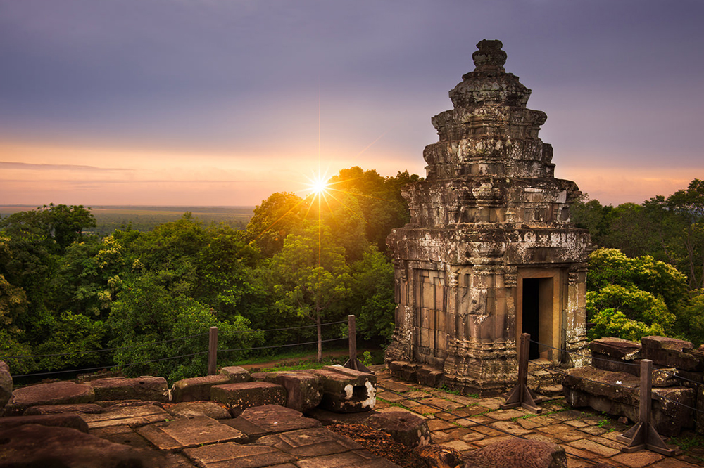 CAMBODIA FULL DAY TOUR ( Tonle Sap + Big Circuit of Angkor )