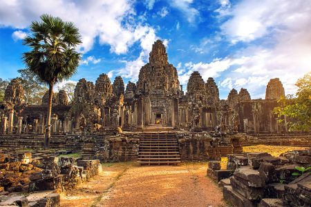 CAMBODIA FULL DAY TOUR ( Small Circuit of Angkor )