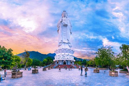 LINH ỨNG PAGODA – MARBLE MOUNTAIN – HOI AN ANCIENT TOWN